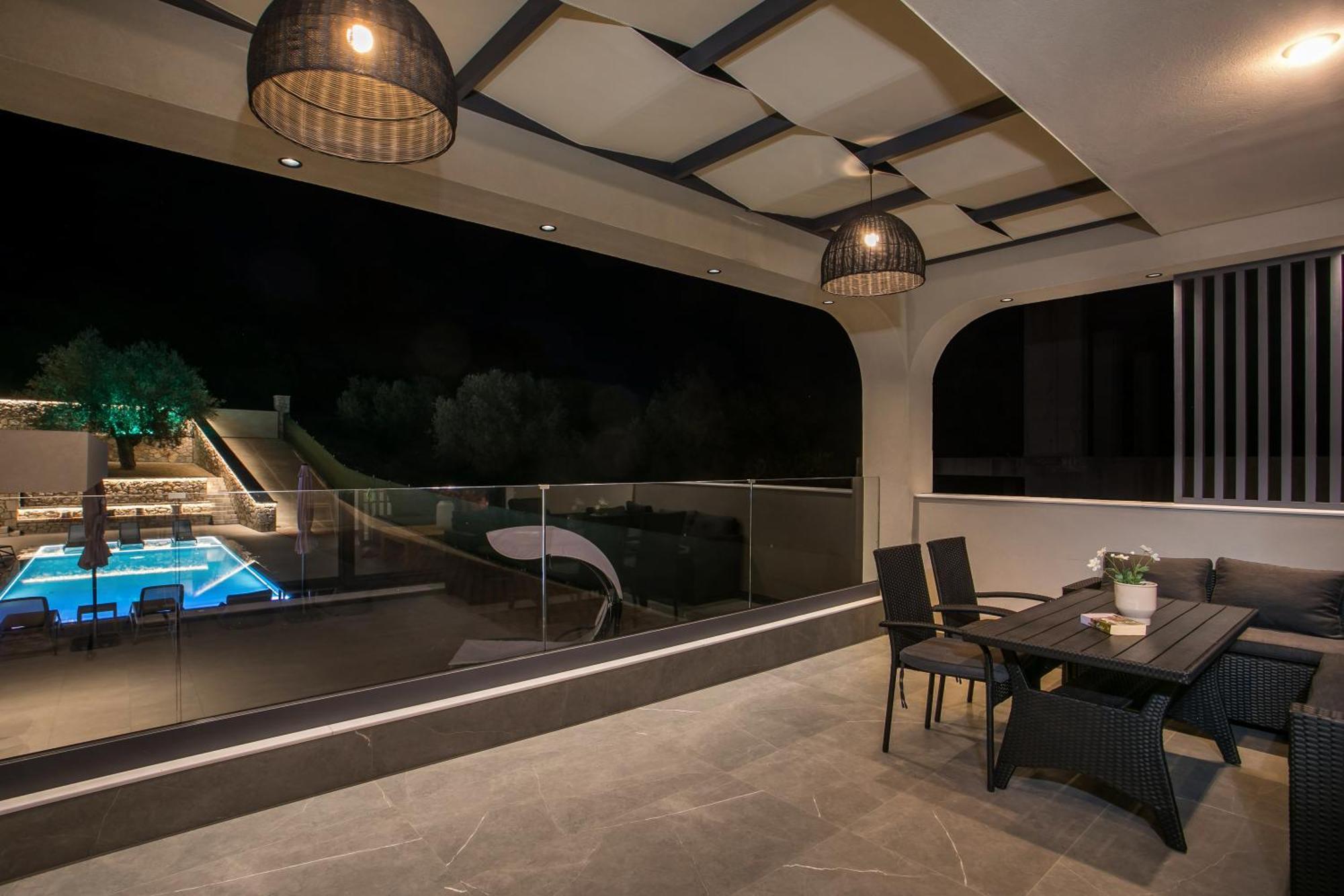 Charaki Dream Villas ภายนอก รูปภาพ